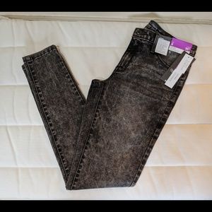 •New• Mossimo Black Acid Wash Skinny Jeans